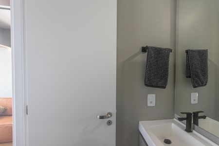 Studio para alugar com 30m², 1 quarto e sem vaga Studio para alugar com 30m², 1 quarto e sem vagaBanheiro