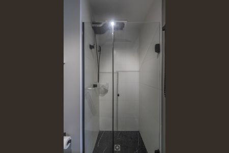 Studio para alugar com 30m², 1 quarto e sem vaga Studio para alugar com 30m², 1 quarto e sem vagaBanheiro