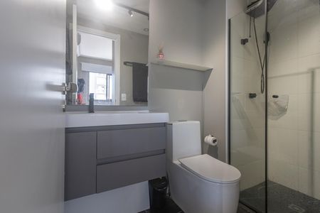 Studio para alugar com 30m², 1 quarto e sem vaga Studio para alugar com 30m², 1 quarto e sem vagaBanheiro