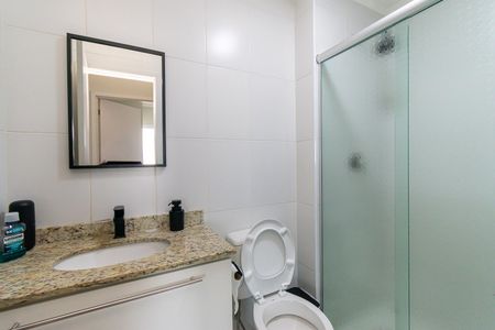 Banheiro 2 de apartamento à venda com 2 quartos, 56m² em Jardim Colorado, São Paulo
