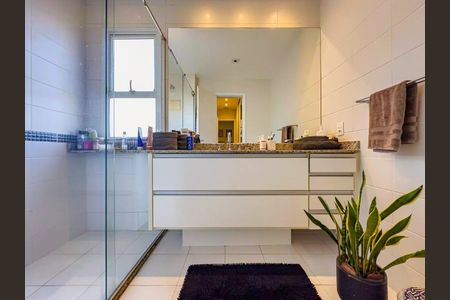 Apartamento à venda com 158m², 3 quartos e 3 vagas