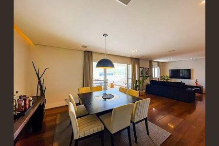 Apartamento à venda com 158m², 3 quartos e 3 vagas