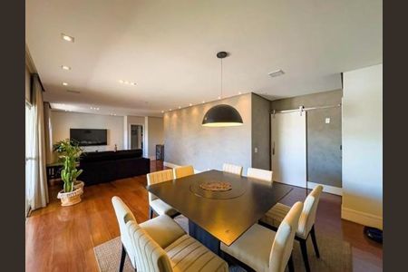 Apartamento à venda com 158m², 3 quartos e 3 vagas