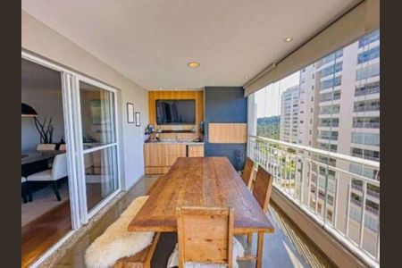 Apartamento à venda com 158m², 3 quartos e 3 vagas