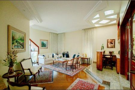 Casa de Condomínio à venda com 4 quartos, 450m² em City América, São Paulo
