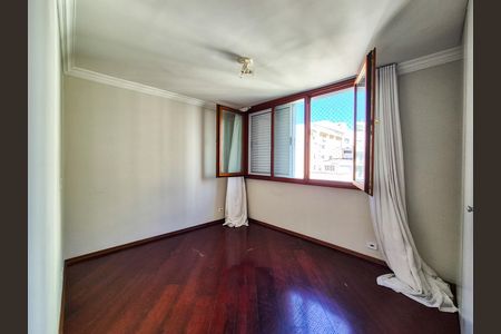 Apartamento à venda com 99m², 3 quartos e 1 vaga Apartamento à venda com 99m², 3 quartos e 1 vagaSuíte