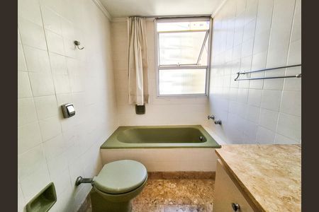 Apartamento à venda com 99m², 3 quartos e 1 vaga Apartamento à venda com 99m², 3 quartos e 1 vagaBanheiro da Suíte