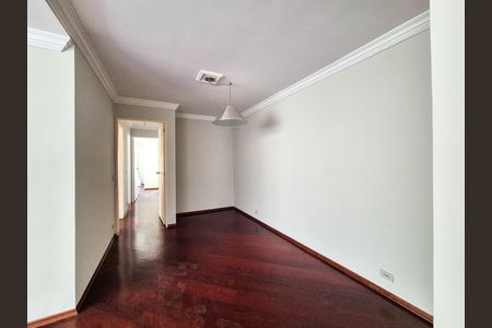 Apartamento à venda com 99m², 3 quartos e 1 vaga Apartamento à venda com 99m², 3 quartos e 1 vagaSala de Jantar