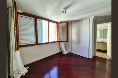 Apartamento à venda com 99m², 3 quartos e 1 vaga Apartamento à venda com 99m², 3 quartos e 1 vagaSuíte