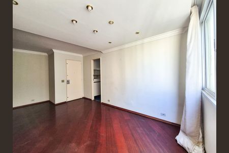 Apartamento à venda com 99m², 3 quartos e 1 vaga Apartamento à venda com 99m², 3 quartos e 1 vagaSala