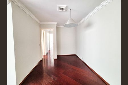 Apartamento à venda com 99m², 3 quartos e 1 vaga Apartamento à venda com 99m², 3 quartos e 1 vagaSala de Jantar