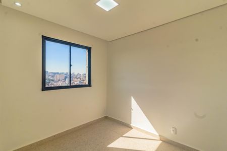 Apartamento para alugar com 39m², 2 quartos e sem vaga