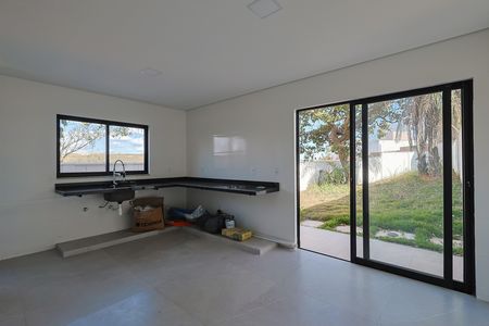 Casa à venda com 3 quartos, 143m² em Conjunto Habitacional Vila Maria, Lagoa Santa