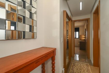 Apartamento à venda com 103m², 3 quartos e 2 vagas Apartamento à venda com 103m², 3 quartos e 2 vagasCorredor