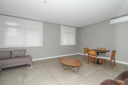 Apartamento à venda com 103m², 3 quartos e 2 vagas Apartamento à venda com 103m², 3 quartos e 2 vagasÁrea comum - Salão de festas