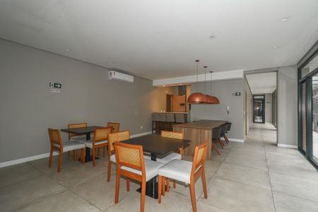 Apartamento à venda com 103m², 3 quartos e 2 vagas Apartamento à venda com 103m², 3 quartos e 2 vagasÁrea comum - Salão de festas