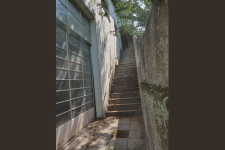 Casa à venda com 4 quartos, 242m² em Jardim Maringa, São Paulo