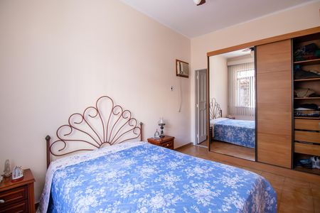 Casa à venda com 150m², 3 quartos e 4 vagas Casa à venda com 150m², 3 quartos e 4 vagasQuarto 1