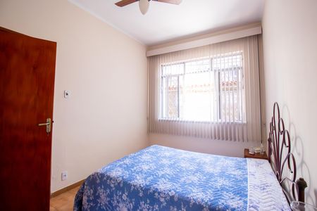 Casa à venda com 150m², 3 quartos e 4 vagas Casa à venda com 150m², 3 quartos e 4 vagasQuarto 1