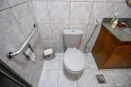 Banheiro 2 de casa à venda com 3 quartos, 150m² em Vila da Penha, Rio de Janeiro