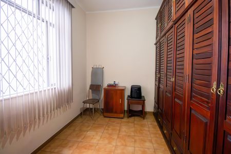 Casa à venda com 150m², 3 quartos e 4 vagas Casa à venda com 150m², 3 quartos e 4 vagasQuarto 3
