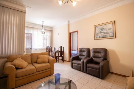 Sala de casa à venda com 3 quartos, 150m² em Vila da Penha, Rio de Janeiro