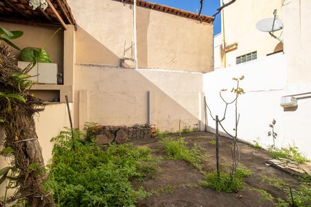 Casa à venda com 150m², 3 quartos e 4 vagas Casa à venda com 150m², 3 quartos e 4 vagasJardim