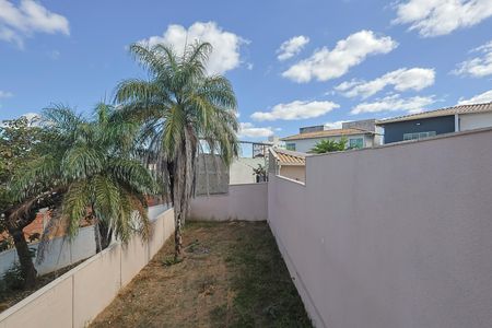 Casa à venda com 3 quartos, 141m² em Conjunto Habitacional Vila Maria, Lagoa Santa