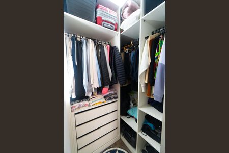 Closet da Suite de apartamento para alugar com 2 quartos, 68m² em Vila Mascote, São Paulo