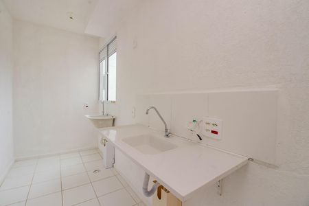 Apartamento à venda com 42m², 2 quartos e sem vaga Apartamento à venda com 42m², 2 quartos e sem vagaCozinha e Área de Serviço