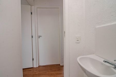 Apartamento à venda com 42m², 2 quartos e sem vaga Apartamento à venda com 42m², 2 quartos e sem vagaBanheiro