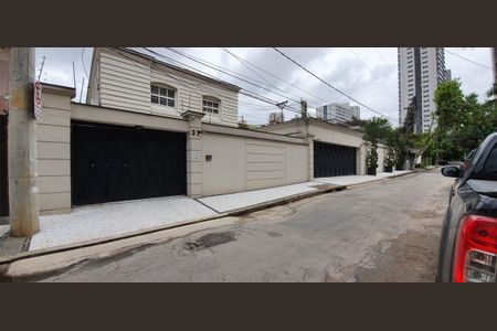 Casa à venda com 4 quartos, 709m² em Jardim das Bandeiras, São Paulo