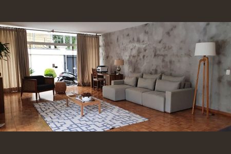 Casa à venda com 4 quartos, 709m² em Jardim das Bandeiras, São Paulo