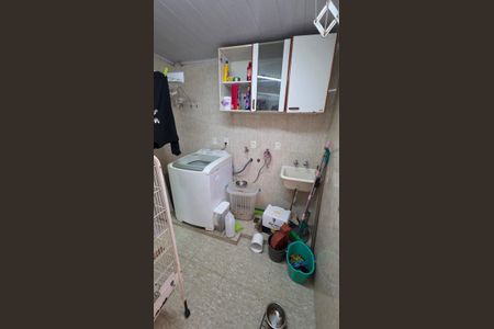 Foto 06 de casa à venda com 3 quartos, 110m² em Vila Carrão, São Paulo
