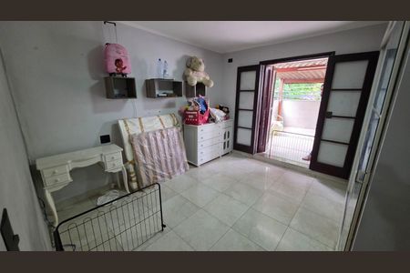 Casa à venda com 3 quartos, 110m² em Vila Carrão, São Paulo