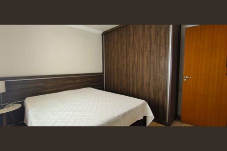 Apartamento à venda com 77m², 3 quartos e 3 vagas