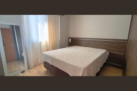 Apartamento à venda com 77m², 3 quartos e 3 vagas