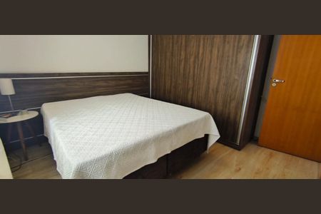 Apartamento à venda com 77m², 3 quartos e 3 vagas