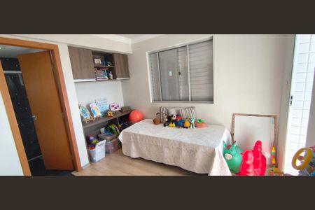 Apartamento à venda com 77m², 3 quartos e 3 vagas