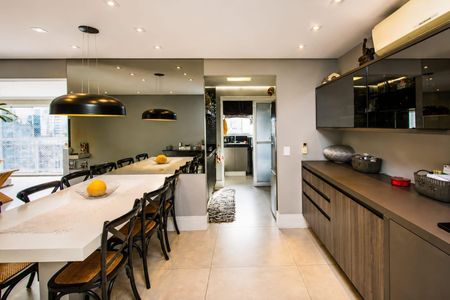 Apartamento à venda com 107m², 2 quartos e 2 vagas