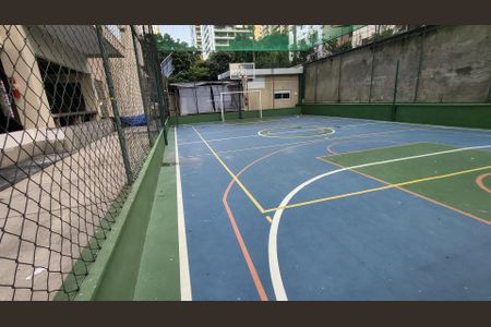 Apartamento à venda com 81m², 2 quartos e 1 vaga