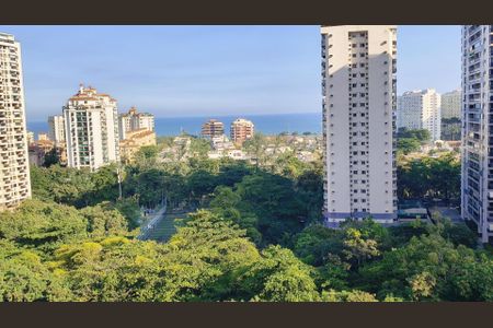 Apartamento à venda com 81m², 2 quartos e 1 vaga