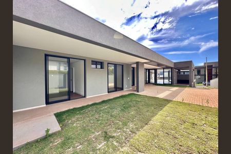 Casa à venda com 524m², 4 quartos e 3 vagas