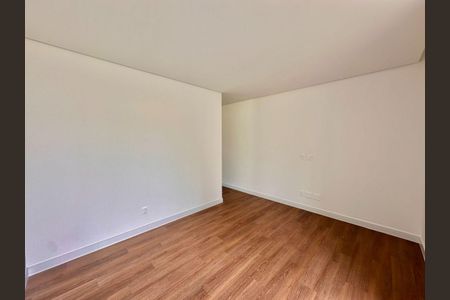 Casa à venda com 524m², 4 quartos e 3 vagas