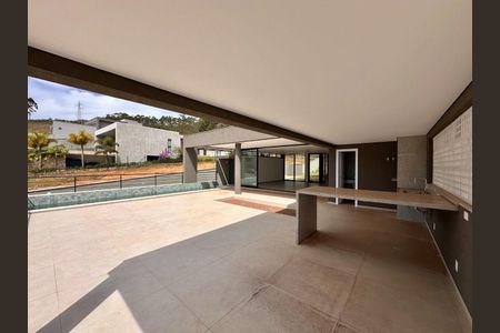 Casa à venda com 524m², 4 quartos e 3 vagas