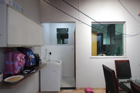 Casa para alugar com 120m², 2 quartos e 1 vagaÁrea de Serviço