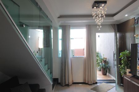 Casa para alugar com 120m², 2 quartos e 1 vagaSala