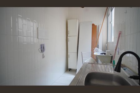 Apartamento à venda com 42m², 2 quartos e 1 vagaCozinha e Área de Serviço