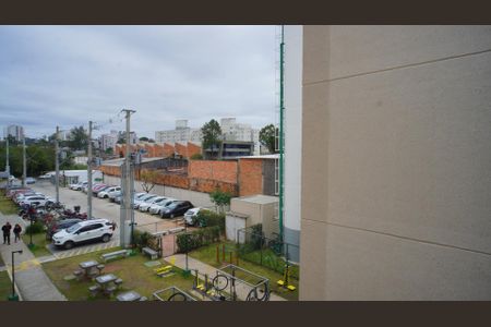 Vista da Rua de apartamento para alugar com 2 quartos, 42m² em Sarandi, Porto Alegre