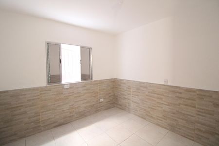 Quarto 2 de casa para alugar com 2 quartos, 45m² em Grajaú, São Paulo